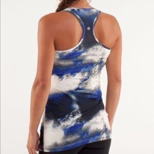 Lululemon Cool Racerback Tank, Size 8, Blue-White Tie-Dye